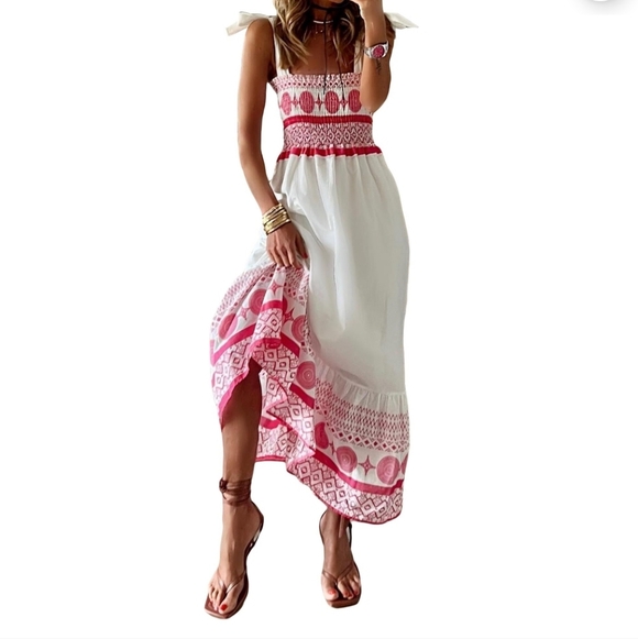 Chic White and Red Patterned Maxi Dress - Picture 4 of 4